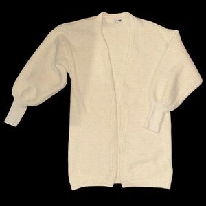 Cream super soft cardigan with cuffed sleeves
